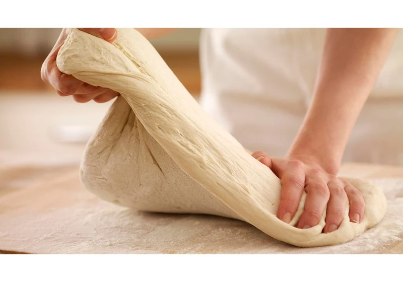 An Expert Chef Shares the 7 Secrets to the Perfect Pizza Dough