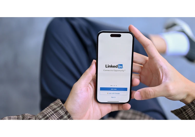 LinkedIn Data: 91% Of Applicants Want Salary Range In Job Posting via @sejournal, @MattGSouthern