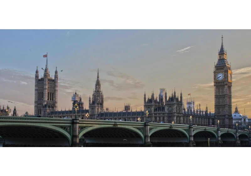 Using AI tools such as Microsoft Copilot could save UK civil servants weeks every year