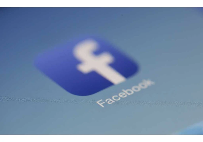 Fake ChatGPT extensions want to steal your Facebook account