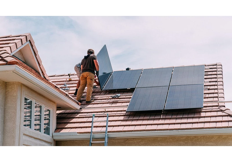 Nearly Half of Homeowners Say It's Hard to Find a Solar Installer They Trust     - CNET