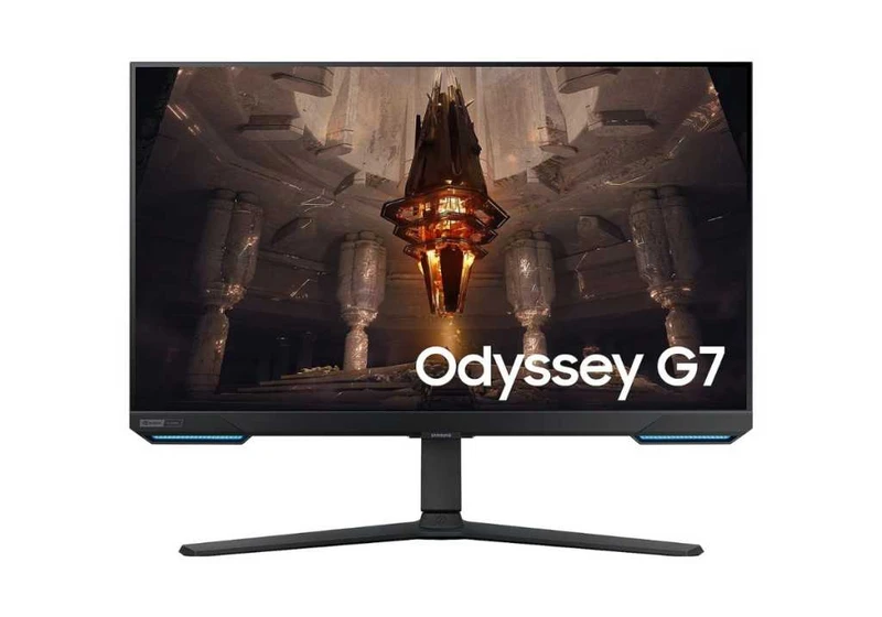 Save $300 on this spacious 4K Samsung gaming monitor