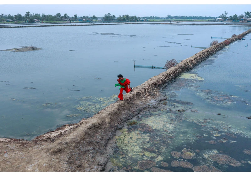 New report says 'the world is on a disastrous trajectory' due to climate change