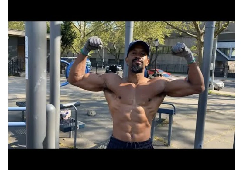 Cuzzo does 50 pull-ups and 100 push-ups in under 5 minutes | That's Good Money