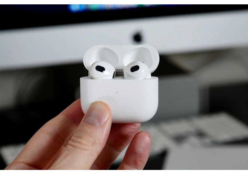 Get Apple’s vaunted AirPods for $99 just in time for summer