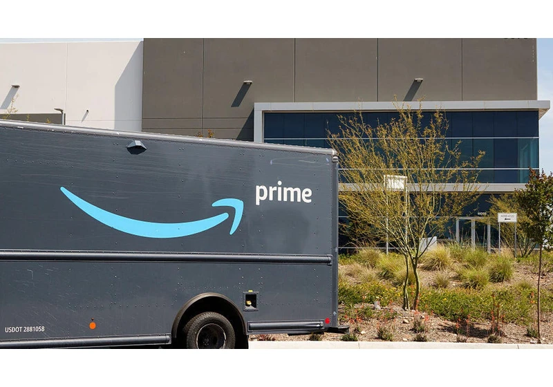 Amazon Ends Shared Prime Shipping Program for People Who Don't Live Together
