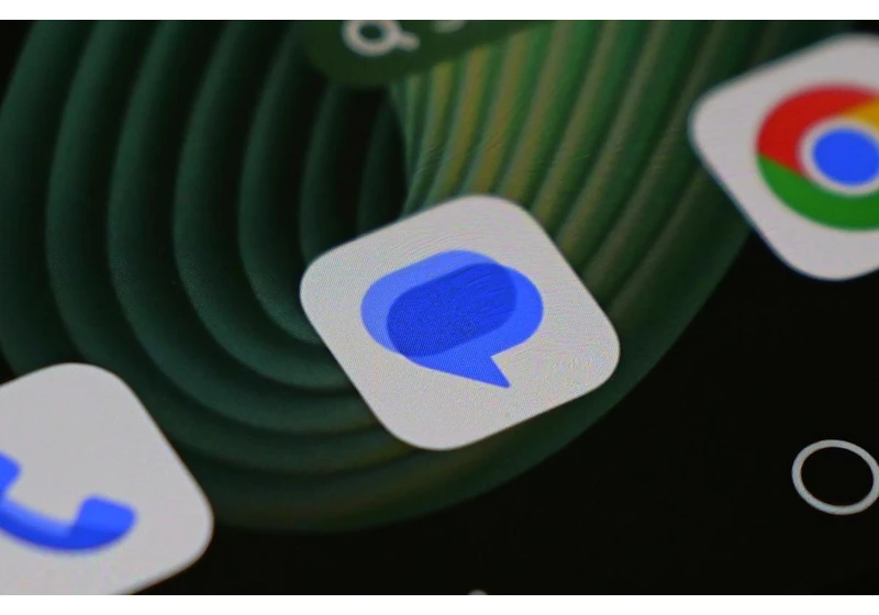 Google Messages can now blur nude images on Android