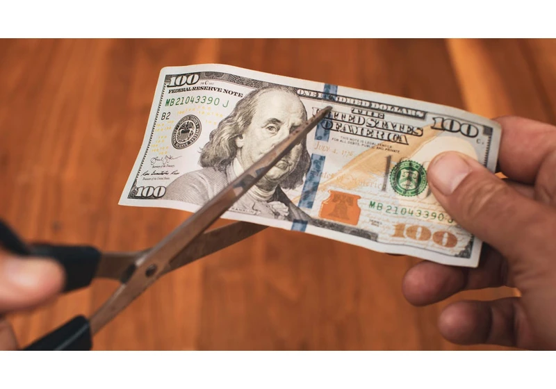 8 Expert-Approved Tips to Cut Down Your Gas, Electric and Water Bills