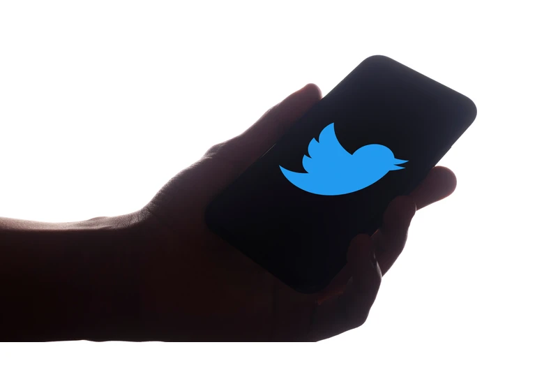 Twitter To Roll Out Notifications For Search Terms via @sejournal, @MattGSouthern