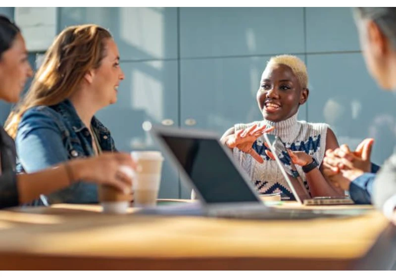 Can we build closer connections with colleagues in the era of overwork?