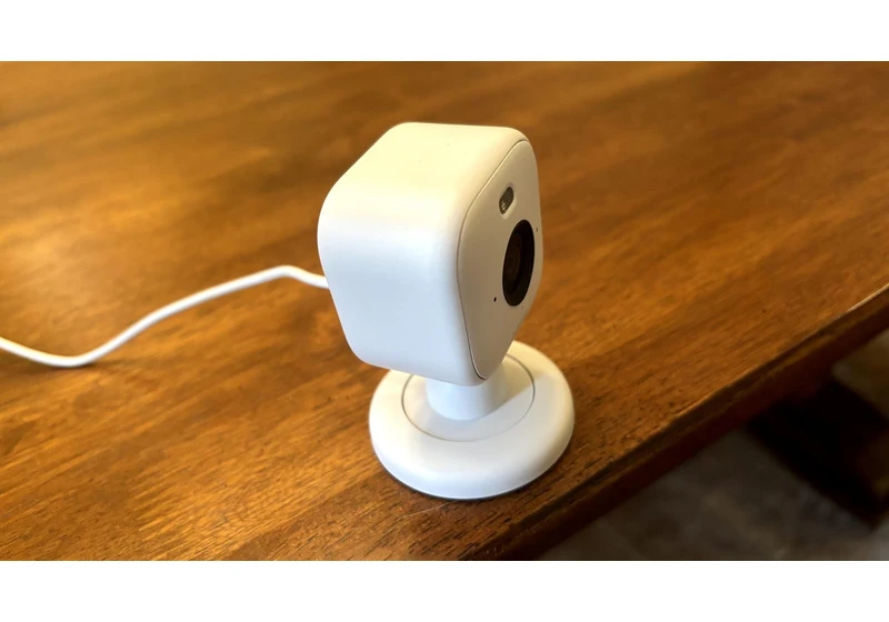 This Is the Cheapest All-Purpose Security Cam I've Ever Seen on Sale for Black Friday