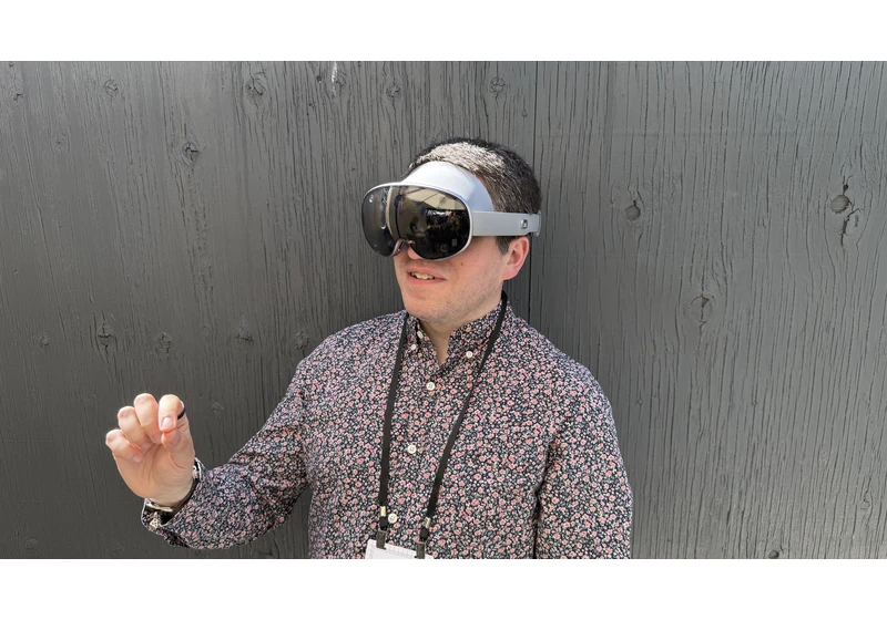 I finally tried Samsung's Project Moohan Android XR headset, and it was Google Gemini that stole the show