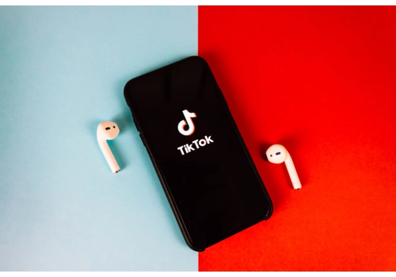 TikTok Will Allow Users To Refresh The For You Feed For Fresh Recommendations via @sejournal, @kristileilani