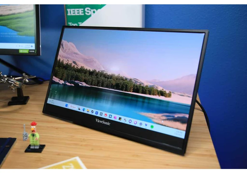 Viewsonic ColorPro VP16-OLED review: Compact monitor delivers big wins
