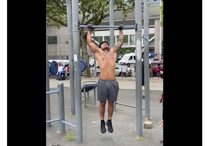 How Many Pull Ups Can One Of The Best Calisthenics Athletes In The World Do? 👀😤🤯