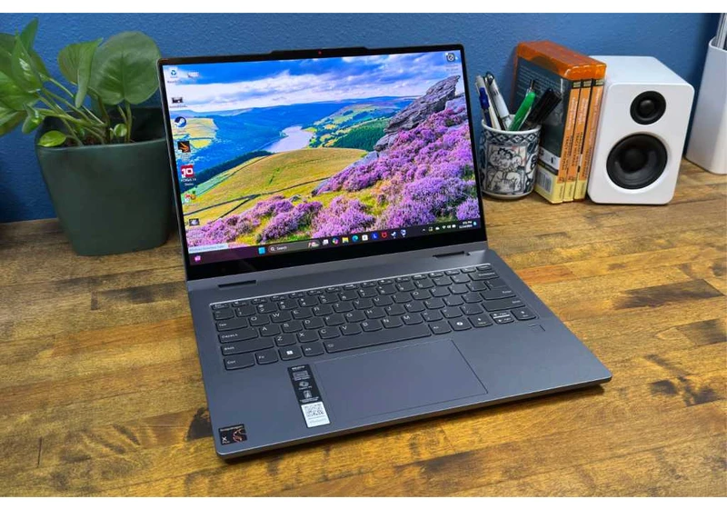 This Snapdragon OLED 2-in-1 laptop is a steal for just $430