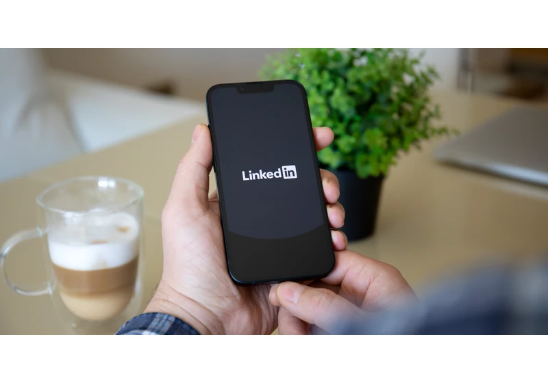 LinkedIn Pages Can Now Publish Newsletters via @sejournal, @brockcooper1