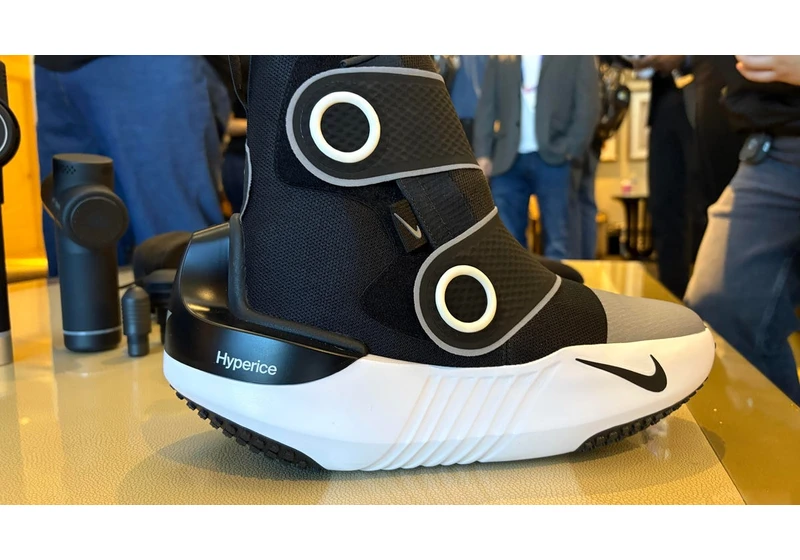 We Tried On Nike Shoes That Look Like Boats and Can Squeeze and Heat Your Strained, Weary Feet