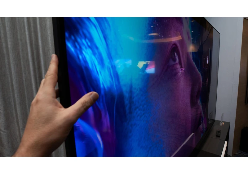 New LG OLED TVs Boost Brightness 20%, Load Up on AI and Flirt With Going Wireless
