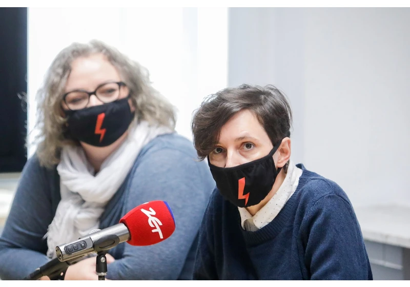 Úřady mlčí, kontrola vázne. Země Visegrádu pod drobnohledem špionážního programu Pegasus