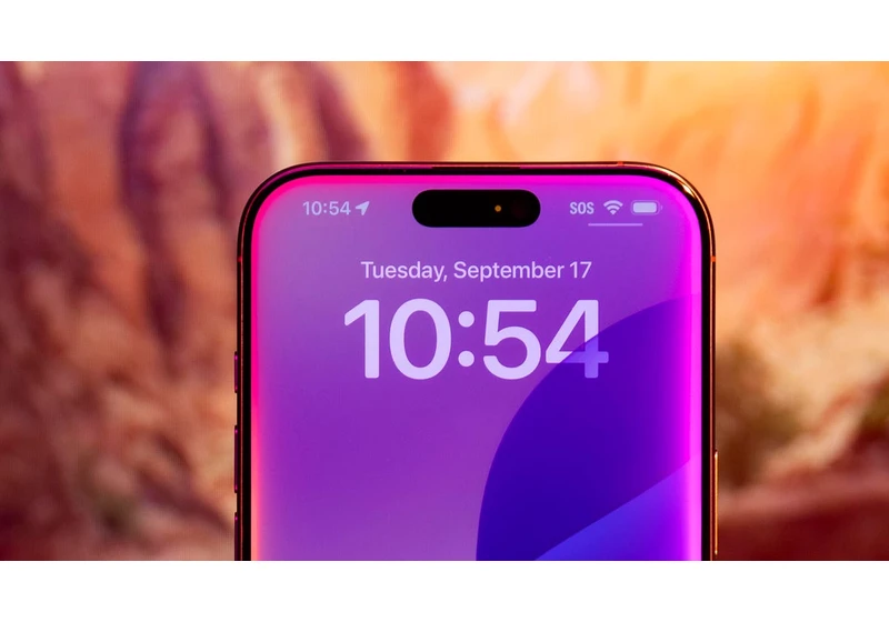 Stuck With Old Siri in iOS 18.3? Here's Why New Features Are Missing on Your iPhone