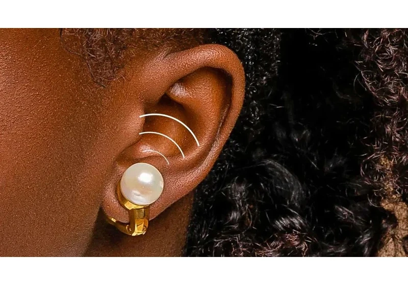 Did Kamala Harris wear these Nova H1 Audio Earrings during the presidential debate?