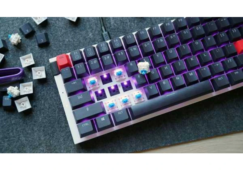 Hands-on: NZXT’s Function is the premium keyboard for mech newbies
