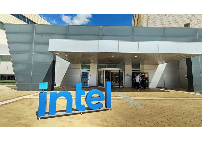 Intel Arrow Lake leaks point to big performance gains that might worry AMD