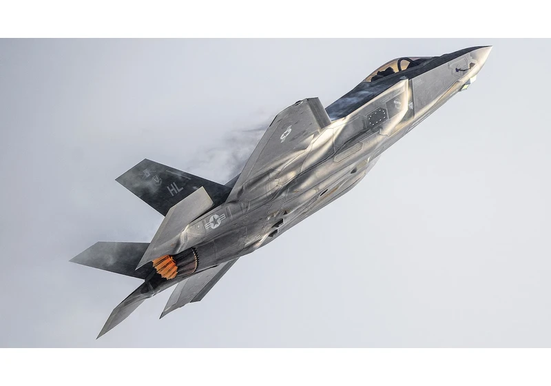 F-35s Deploying to Caribbean Amid Growing Tensions with Venezuela