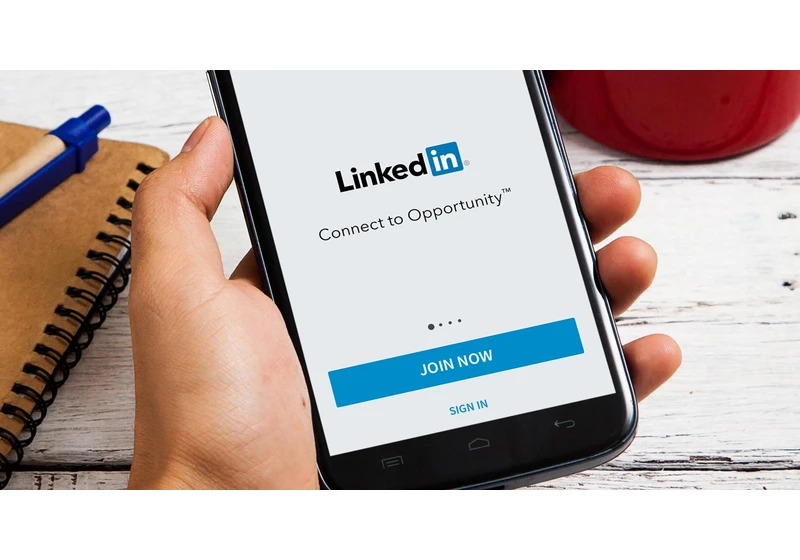 How LinkedIn Unlocked A Genius SEO Strategy With AI via @sejournal, @martinibuster