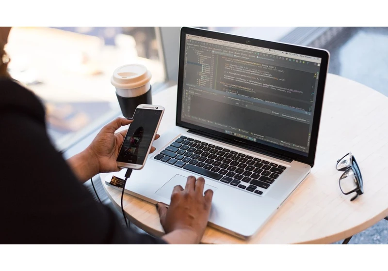 Popular IDE JetBrains Rider is going free to use
