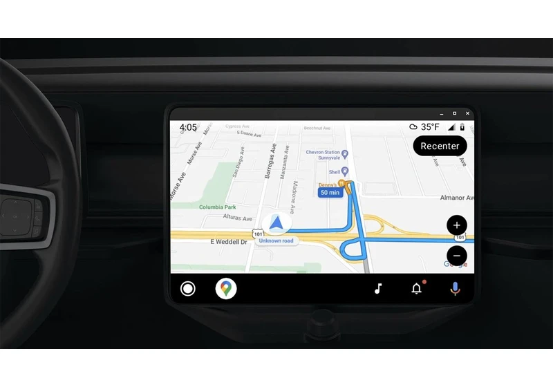 A recent Android Auto update has messed with Google Maps, and users aren’t happy about it
