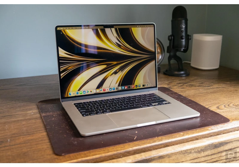 Apple's 15-inch MacBook Air M2 falls back to a low of $999