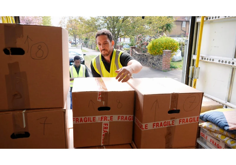 4 Tips to Avoid Moving Company Scams