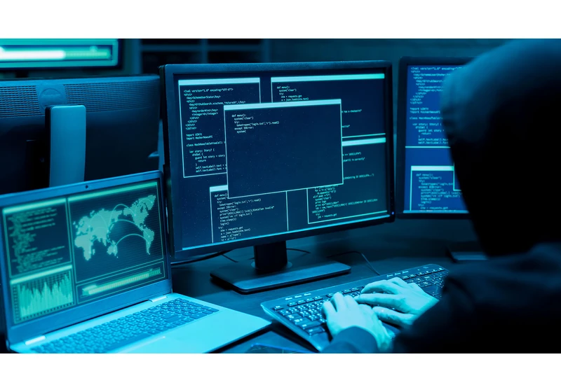 Ukraine strikes back at Russia — launches cyberattack on forces in Crimea as independent hackers target airline Aeroflot, grounding dozens of planes