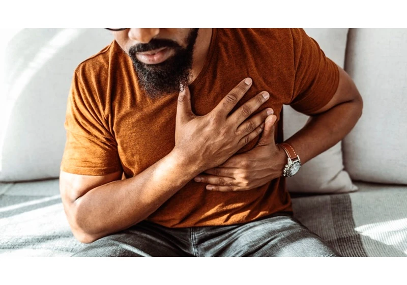 Is This a Heart Attack? Warning Signs and 5 Life-Saving Tips
