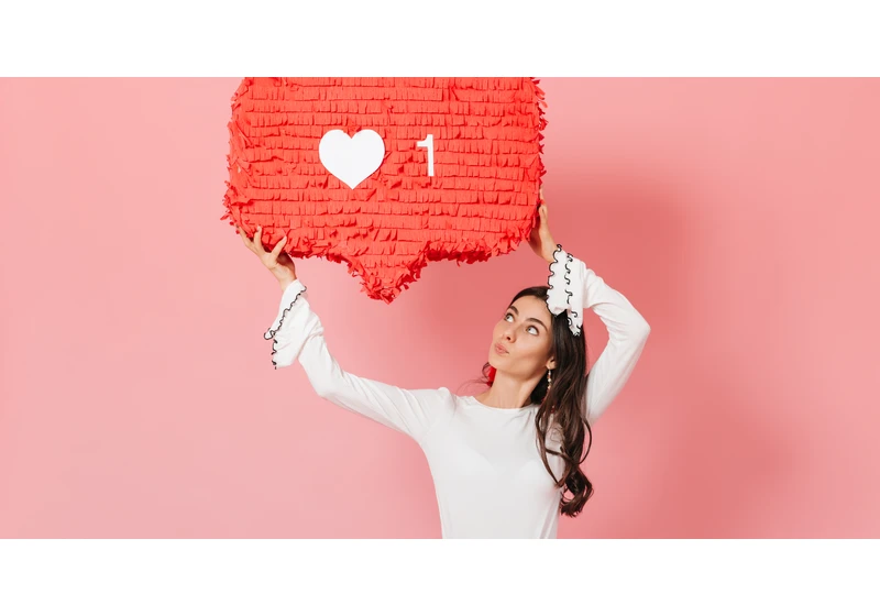 Instagram Enables Likes On Stories via @sejournal, @MattGSouthern