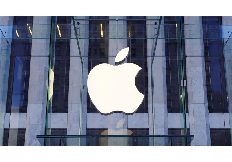 Apple employee sues company for allegedly spying on personal worker devices