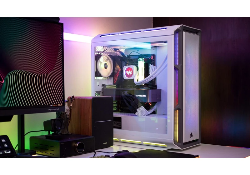Corsair iCUE 5000T RGB review, one year later: This case is an RGB masterpiece