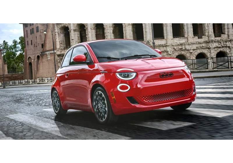The tiny Fiat 500e is coming to the US in early 2024