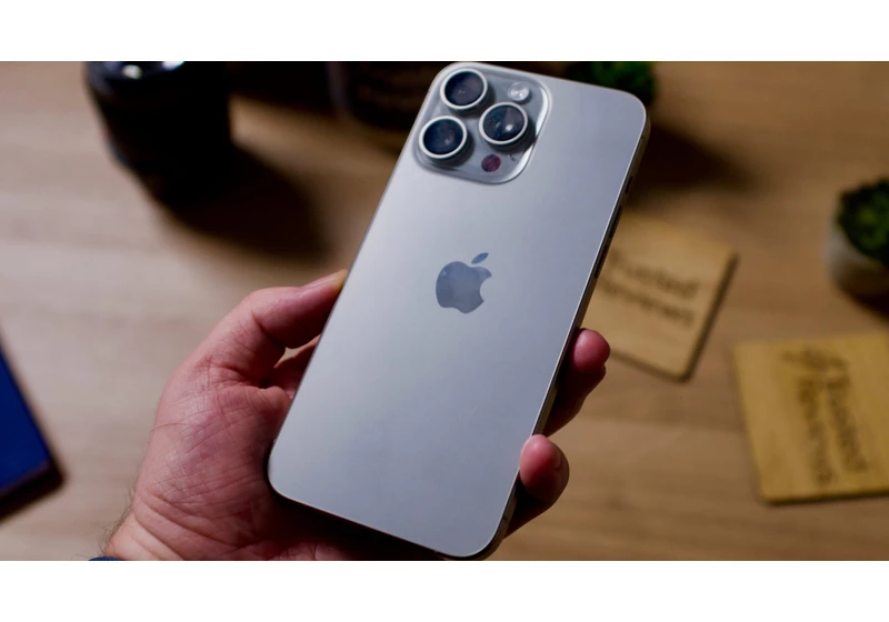iOS 18 and iPhone 16 on-device AI plan becomes clearer