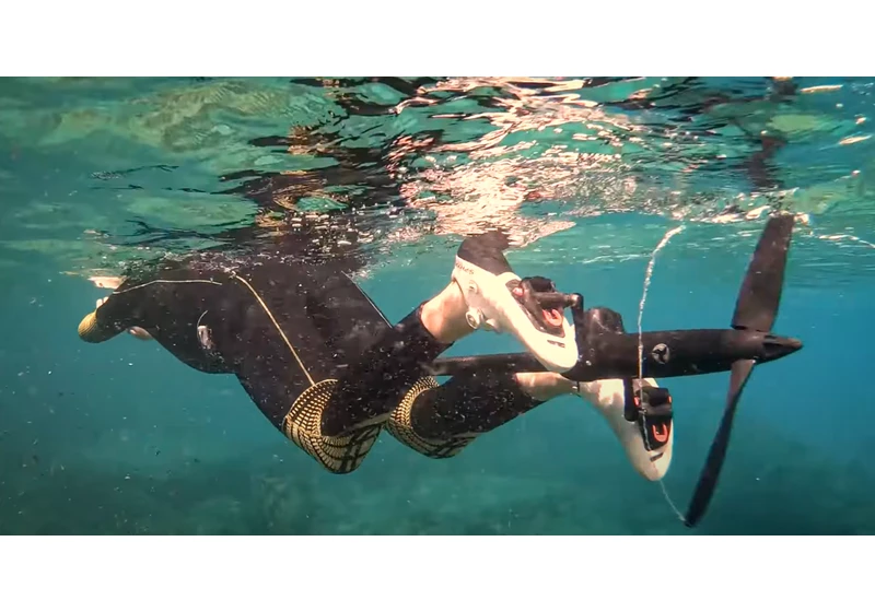 'Underwater bicycle' propels swimmers forward at superhuman speed