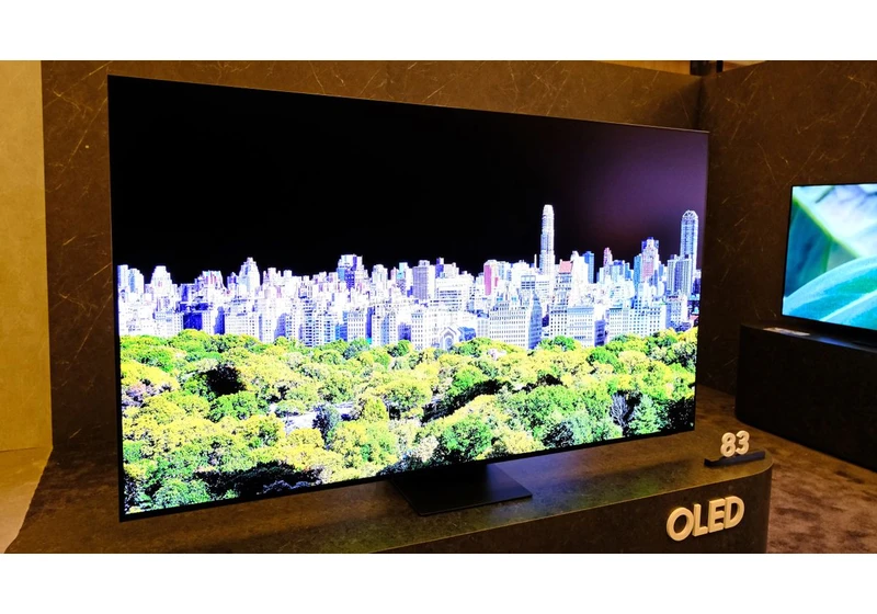 Samsung says all sizes of the S95F OLED TV will hit 4,000 nits of brightness – even the W-OLED one