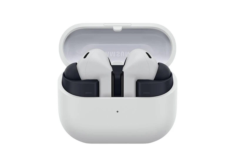 Samsung brings its AirPods-esque 'blade' design to the Galaxy Buds 3 FE