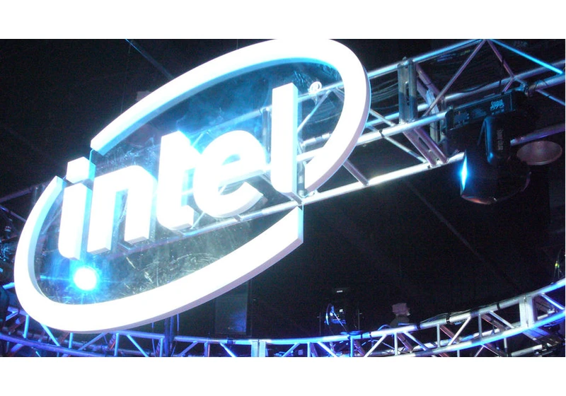 Intel set for huge factory job cuts as it makes a major policy shift 