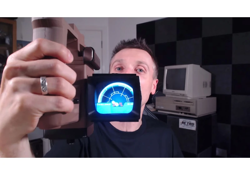  Hardcore fan celebrates Alien: Earth by building a fully-working M314 Motion Tracker replica — DreamHAT+ Radar module and Raspberry Pi is effective up to 15 meters, complete with sounds and a display 