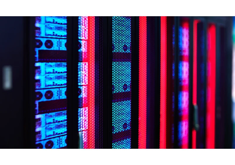  New single-molecule magnet tech could unlock hard drives with 100x more capacity — drives could store half a million TikTok views on a hard drive the size of a postage stamp, or three terabytes per square centimeter 