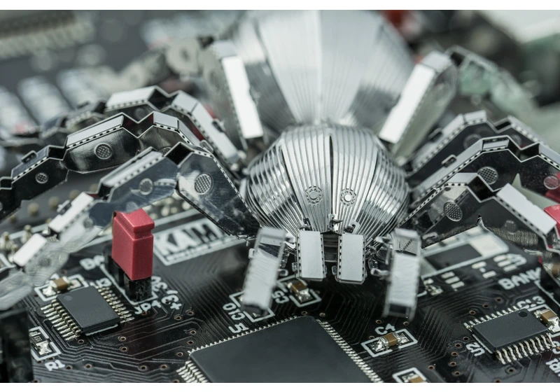  FBI warns Scattered Spider hackers are now going after airlines 