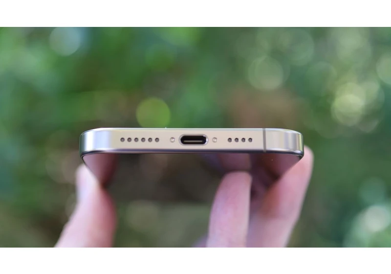 iOS 18.2 could add Battery Intelligence to your iPhone, letting you know how long it will take to charge
