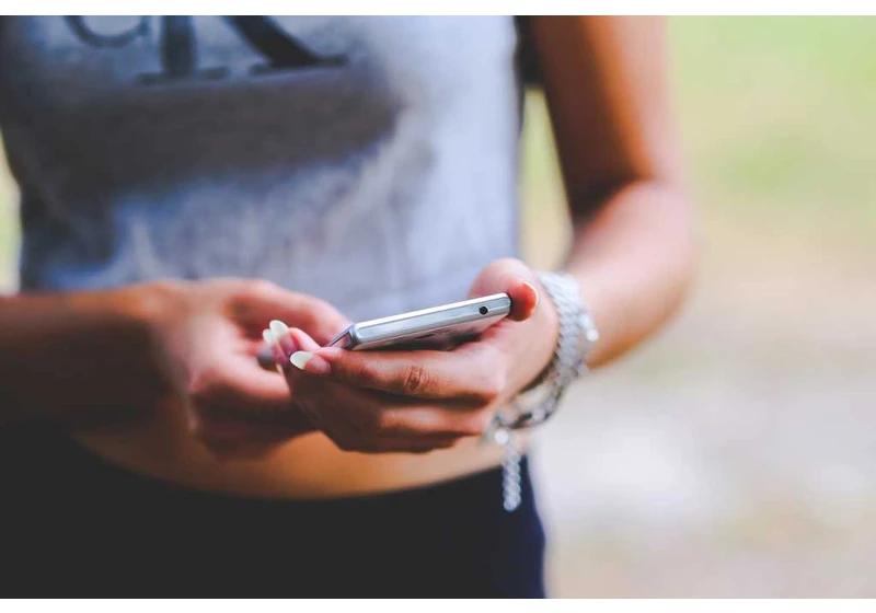 Share your Wi-Fi password in seconds with Android QR codes
